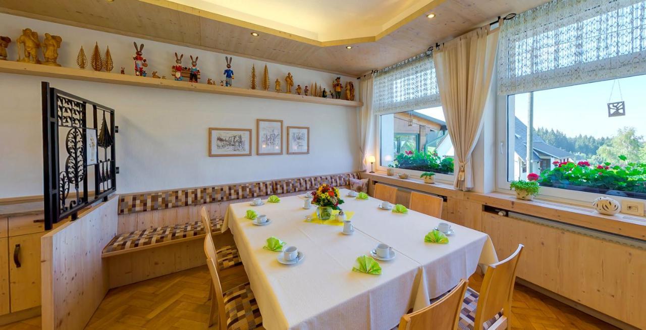 Ferienhotel Muehlleithen Klingenthal Esterno foto